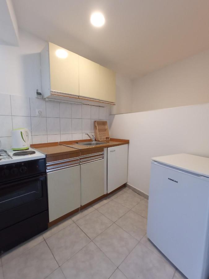 Studio Apartment Tonka 시베니크 외부 사진